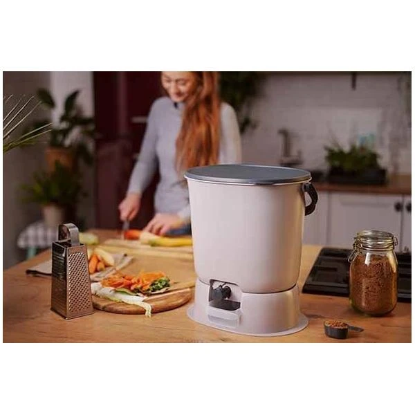 Bokashi Organko Essential Compostemmer Met Basis - 15,3 Liter 3 Bokashi Organko Essential Compostemmer Met Basis - 15,3 Liter