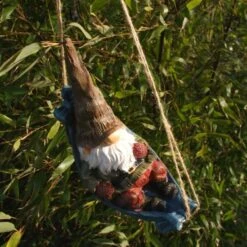 ESSCHERT DESIGN Kabouter In Hangmat 7 ESSCHERT DESIGN Kabouter In Hangmat -Tuindecoratie Winkel kabouter in hangmat 1550674212 2 600